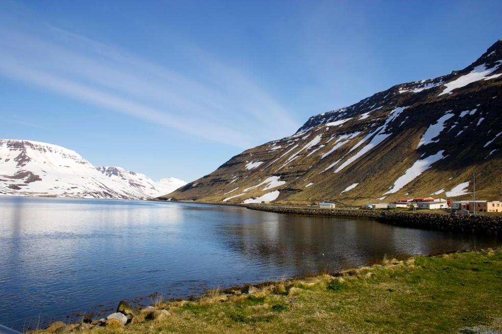 Comfy Guesthouse Westfjords Sudureyri Extérieur photo