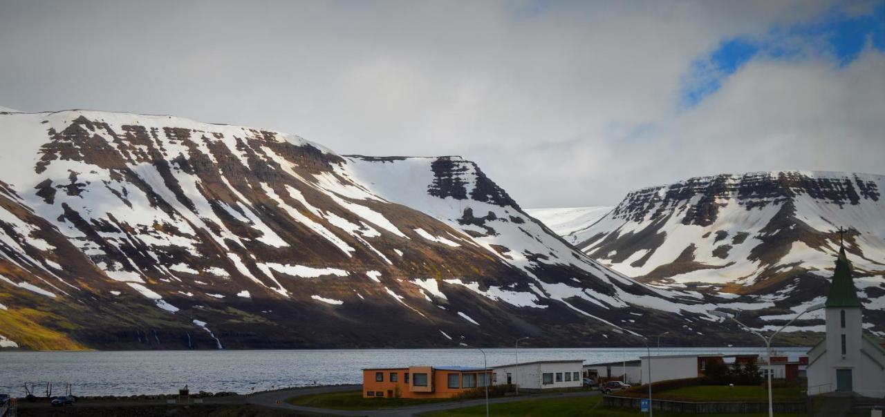 Comfy Guesthouse Westfjords Sudureyri Extérieur photo